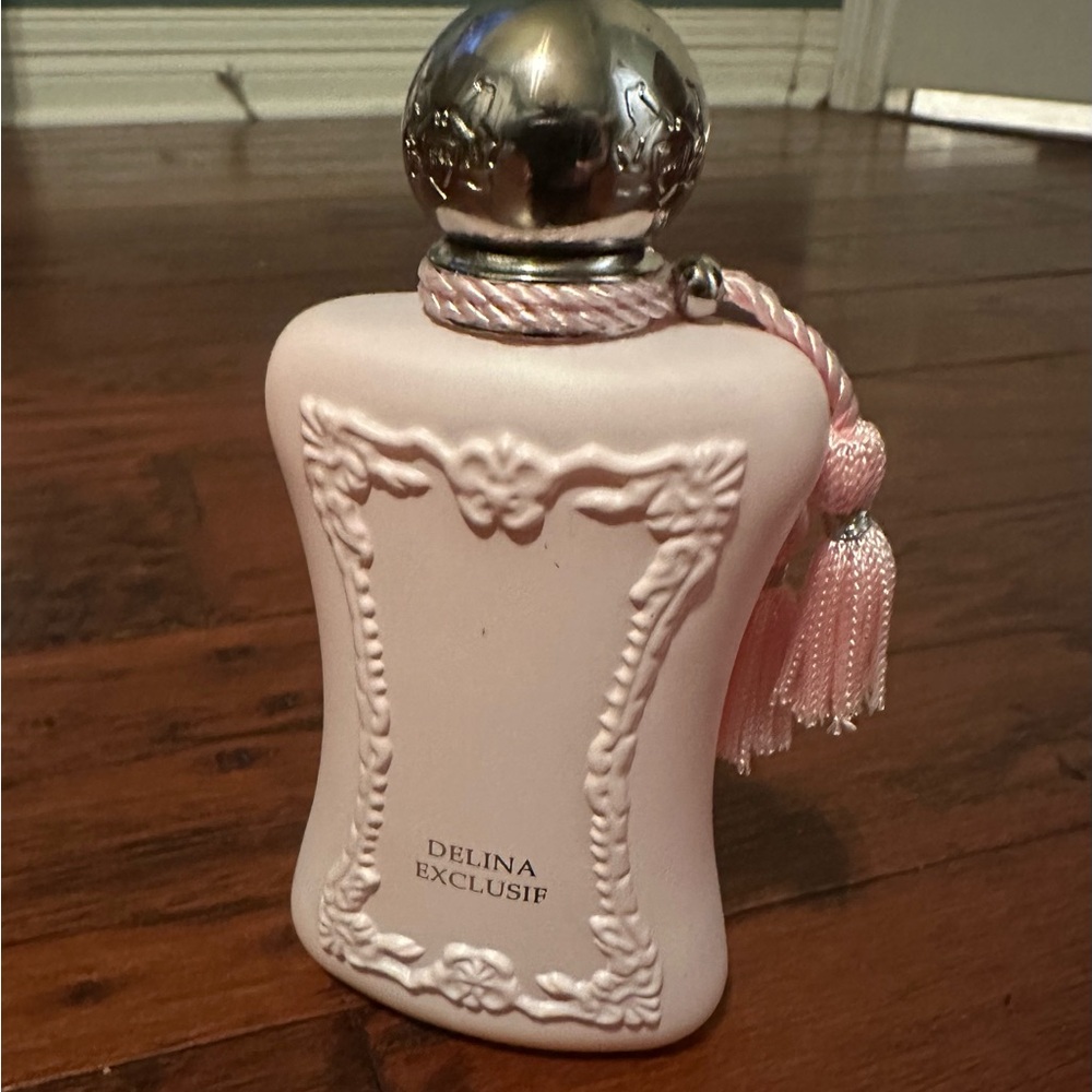 Delina Exclusif Perfume Bottle - Pink